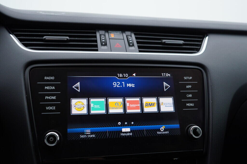 OV190V08691_28.webp_OCTAVIA Style 1.8 TSI 132 kW manuál