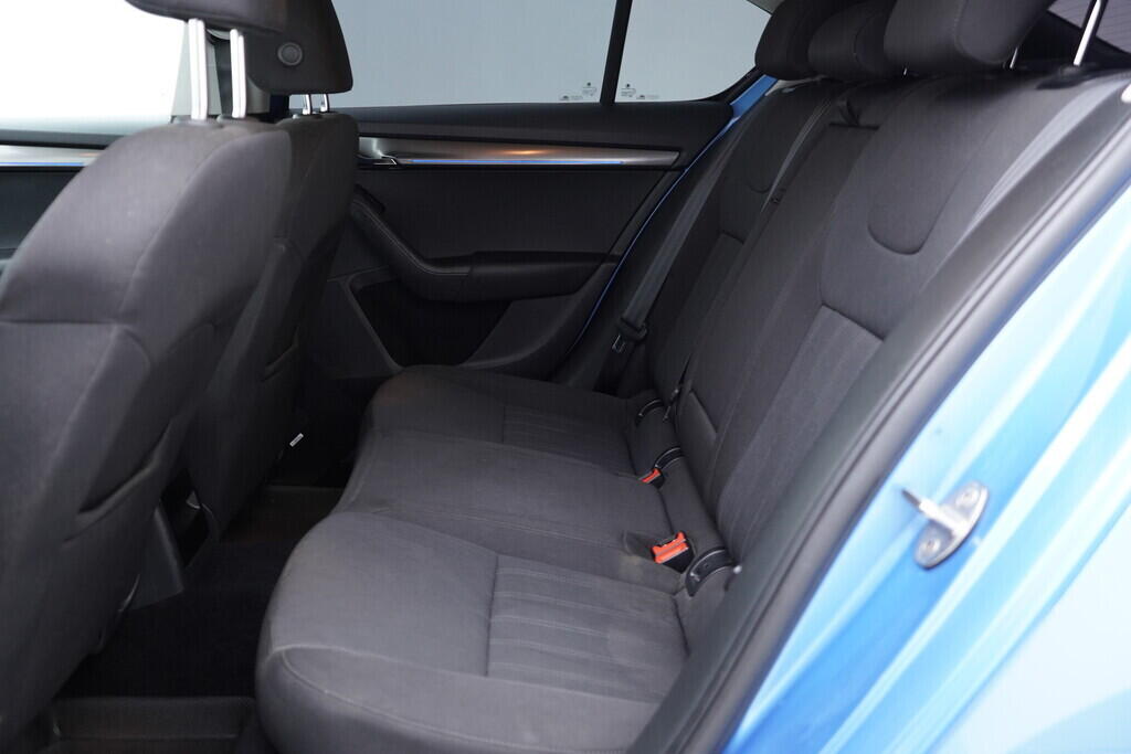 OV190V08691_34.webp_OCTAVIA Style 1.8 TSI 132 kW manuál