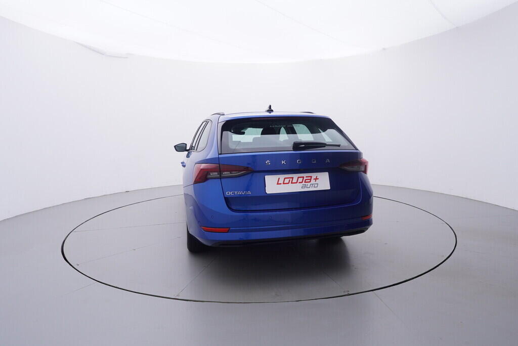 OV190V08701_13.webp_OCTAVIA Bussines 2.0 TDI 85 kW manuál, DPH