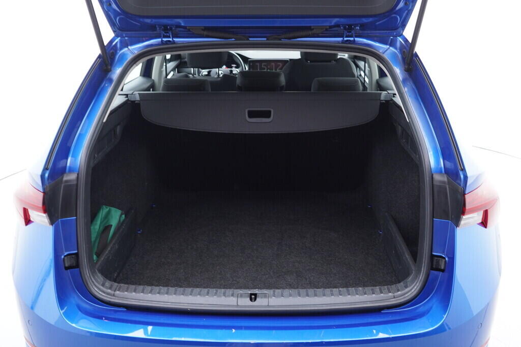 OV190V08701_38.webp_OCTAVIA Bussines 2.0 TDI 85 kW manuál, DPH