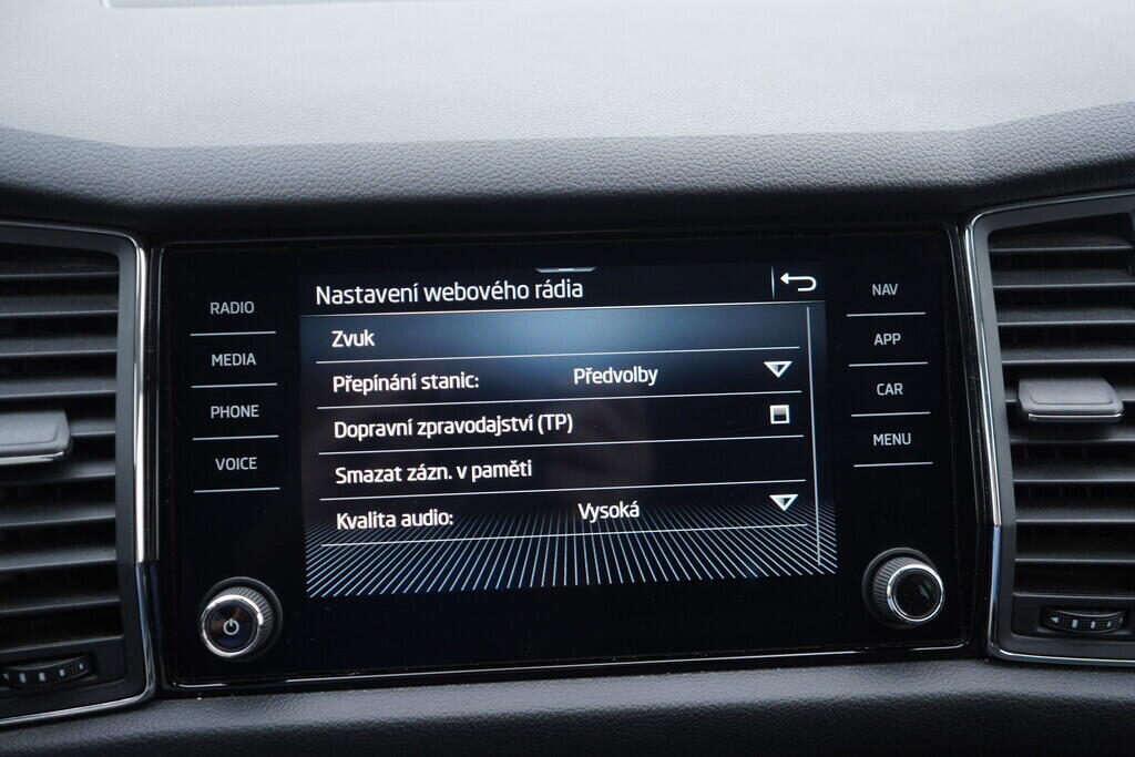 OV190V08702_31.webp_KODIAQ Ambition 2.0 TDI 110 kW automat, DPH