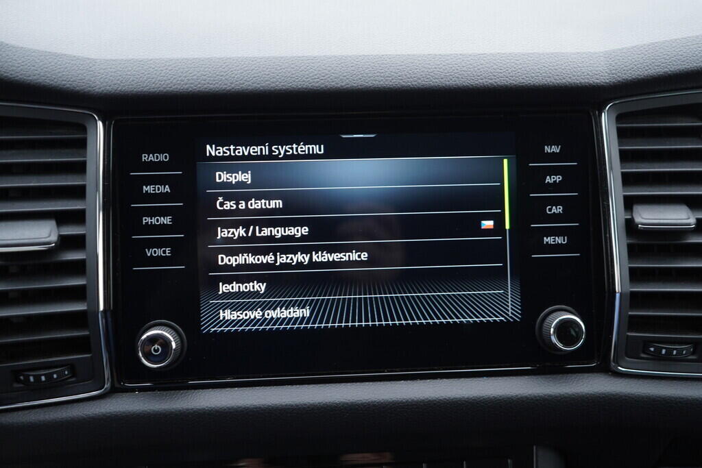 OV190V08702_39.webp_KODIAQ Ambition 2.0 TDI 110 kW automat, DPH