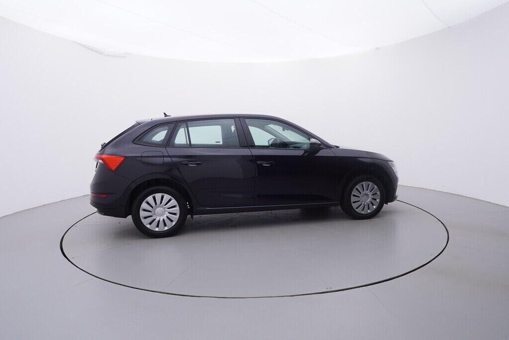 OV190V08704_15.webp_SCALA Ambition 1.0 TSI 81 kW manuál, DPH