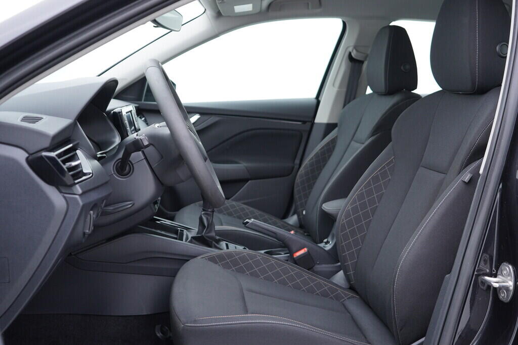 OV190V08704_22.webp_SCALA Ambition 1.0 TSI 81 kW manuál, DPH