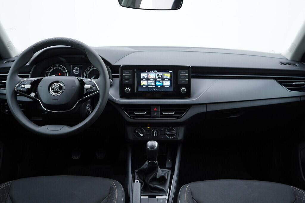 OV190V08704_25.webp_SCALA Ambition 1.0 TSI 81 kW manuál, DPH