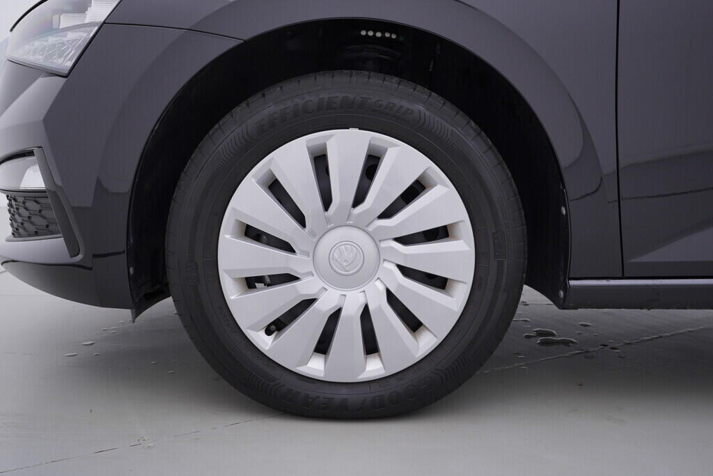 OV190V08704_36.webp_SCALA Ambition 1.0 TSI 81 kW manuál, DPH