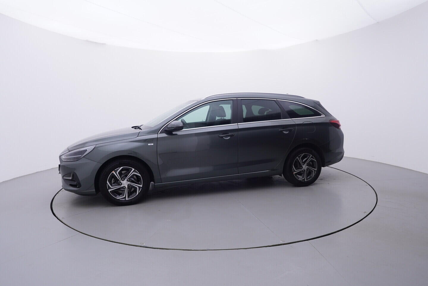 OV190V08705_11.webp_I30 Smart 1.5 T-GDI 117 kW automat, DPH