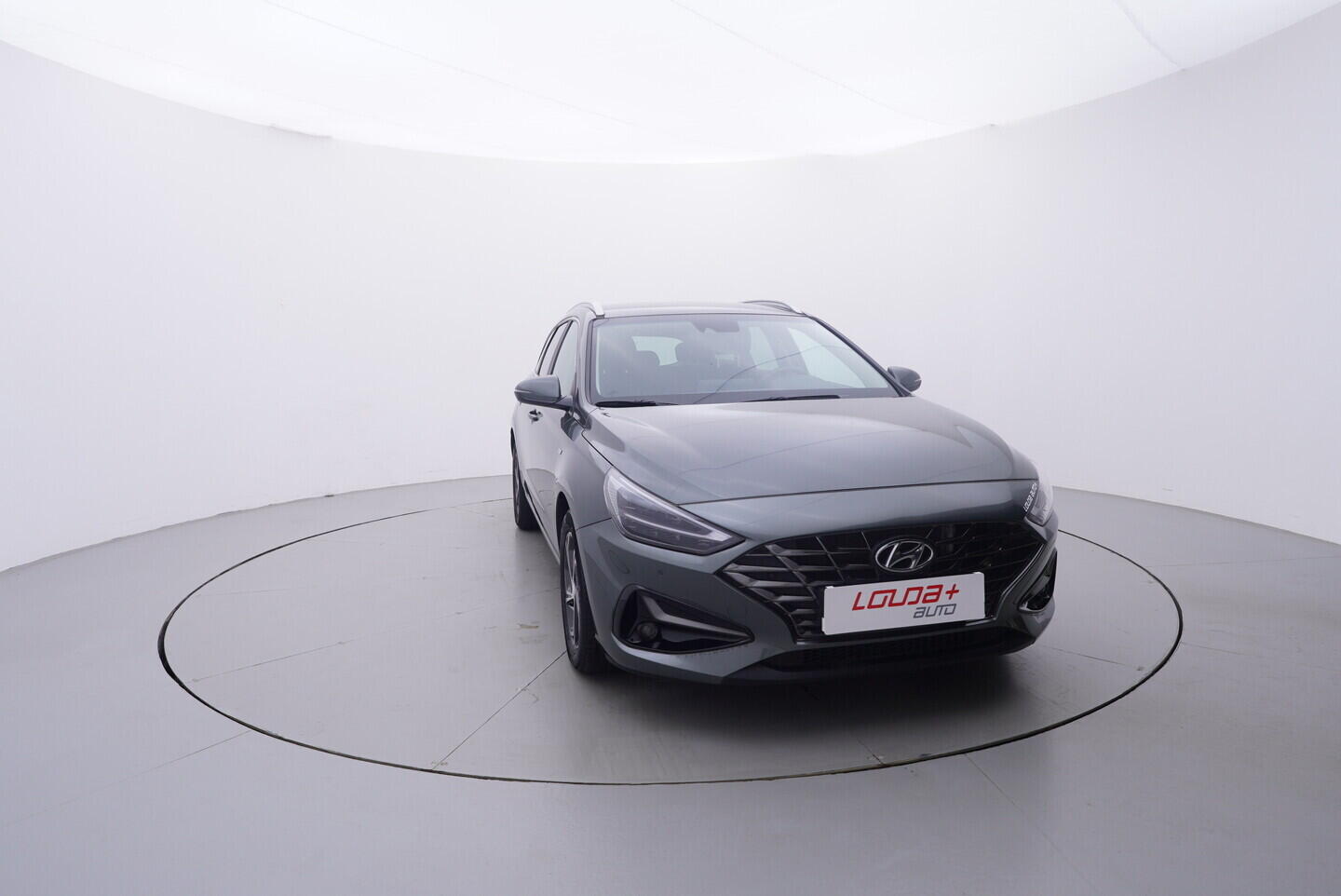 OV190V08705_17.webp_I30 Smart 1.5 T-GDI 117 kW automat, DPH