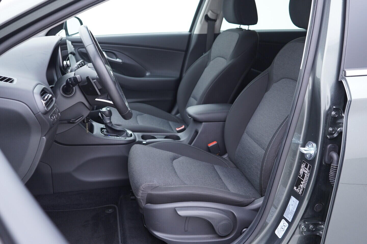 OV190V08705_22.webp_I30 Smart 1.5 T-GDI 117 kW automat, DPH