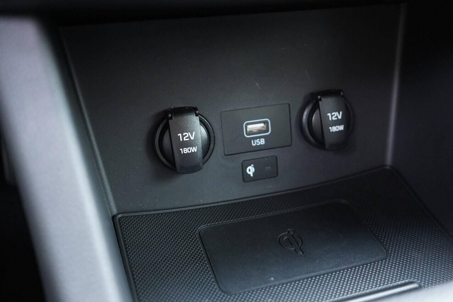 OV190V08705_36.webp_I30 Smart 1.5 T-GDI 117 kW automat, DPH