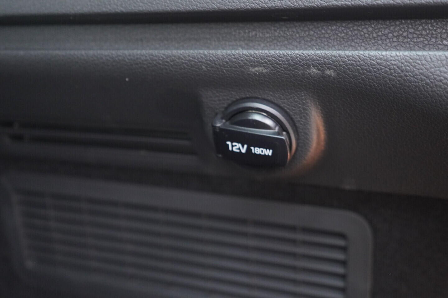 OV190V08705_40.webp_I30 Smart 1.5 T-GDI 117 kW automat, DPH