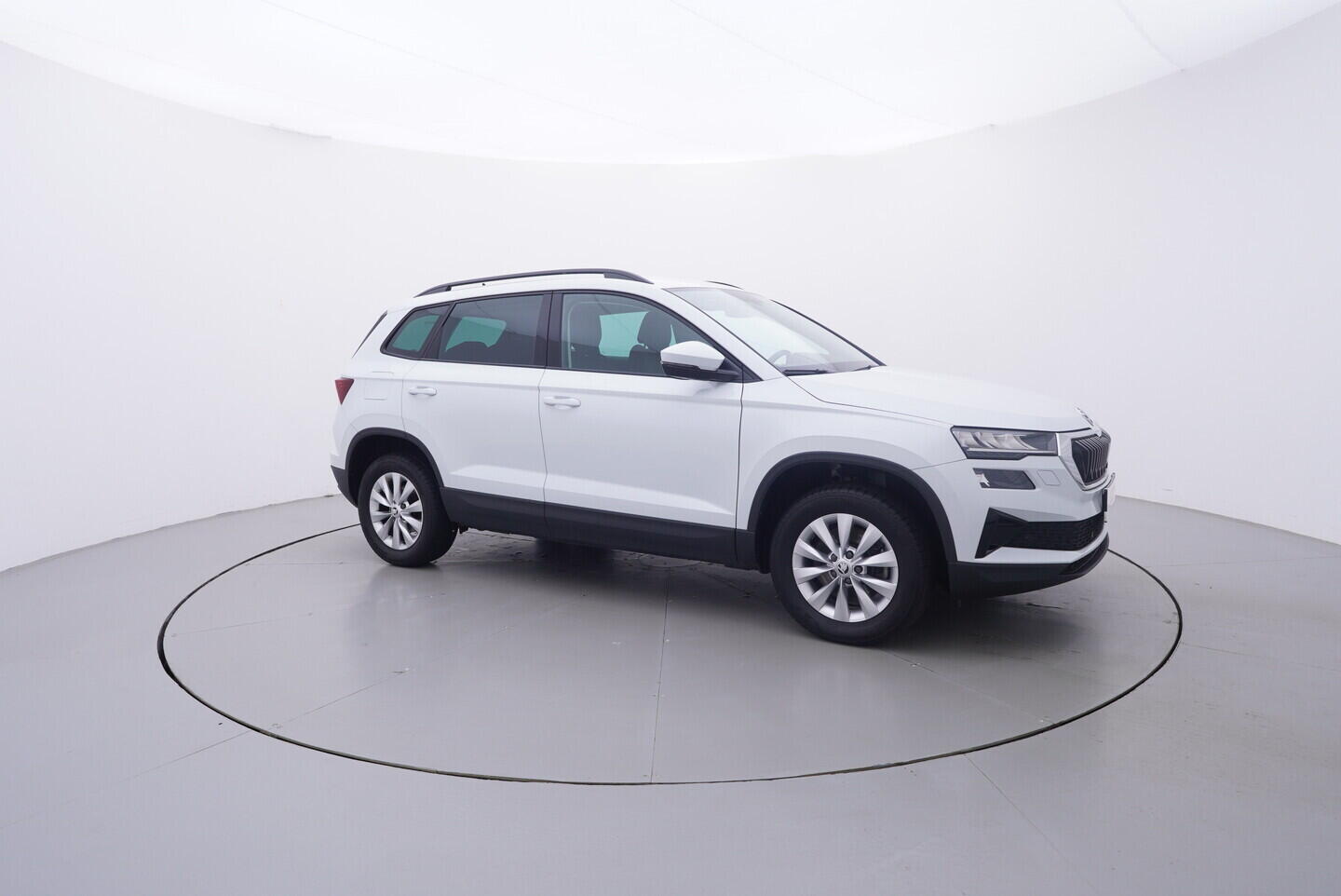 OV190V08706_16.webp_KAROQ Ambition 1.5 TSI 110 kW manuál, DPH