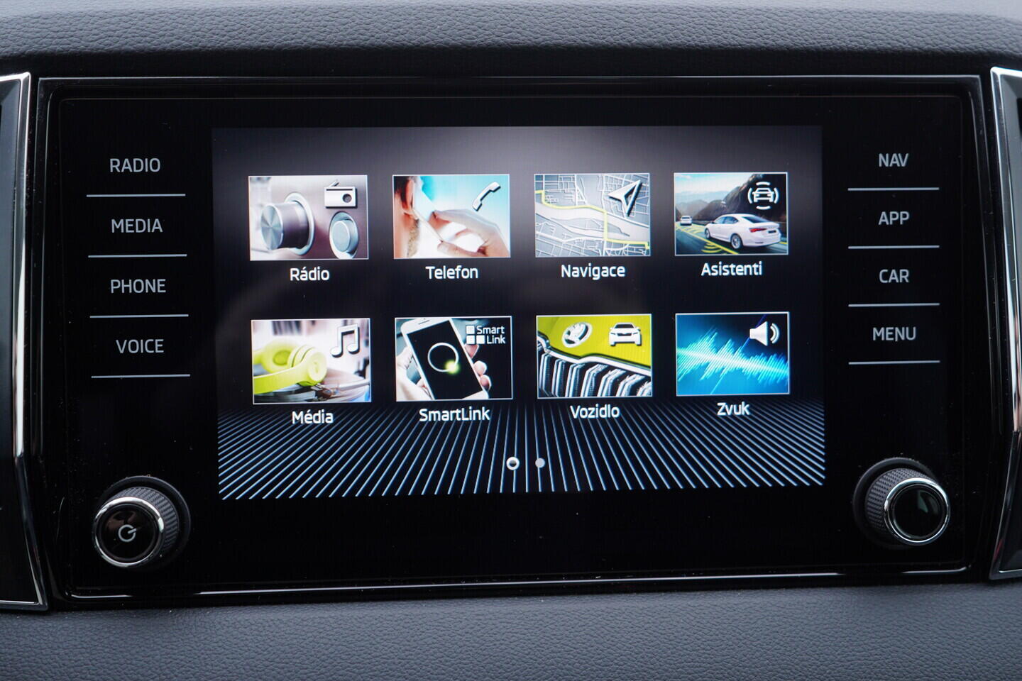 OV190V08707_28.webp_KAROQ Ambition 1.5 TSI 110 kW manuál, DPH