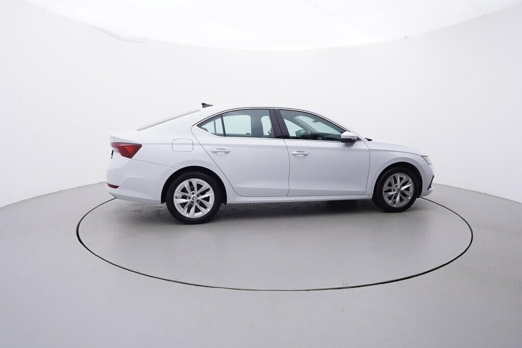 OV190V08708_15.webp_OCTAVIA Style 2.0 TDI 85 kW manuál, DPH