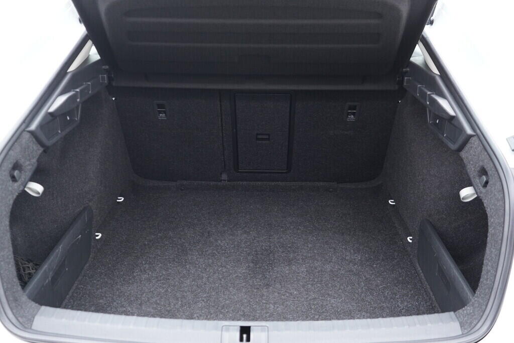 OV190V08708_40.webp_OCTAVIA Style 2.0 TDI 85 kW manuál, DPH