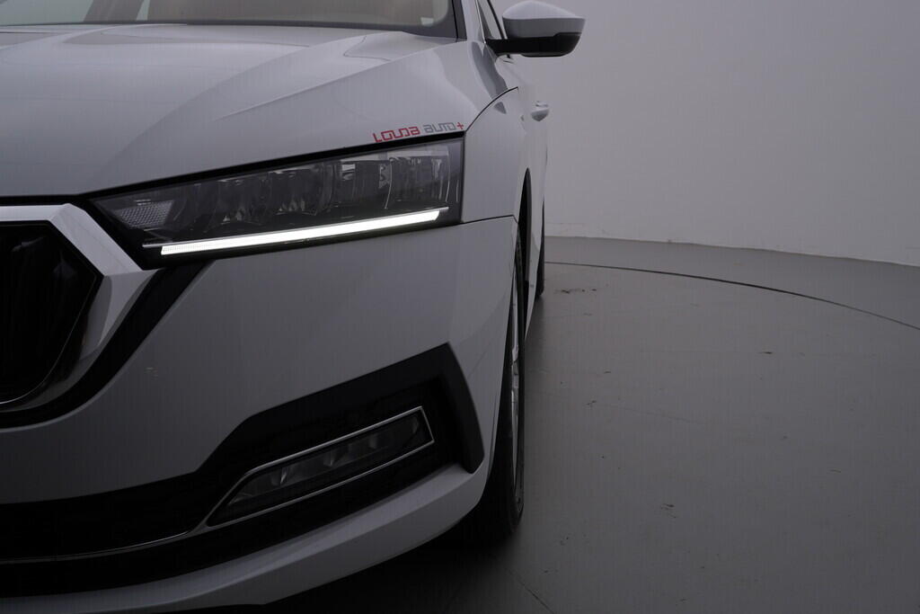 OV190V08708_44.webp_OCTAVIA Style 2.0 TDI 85 kW manuál, DPH