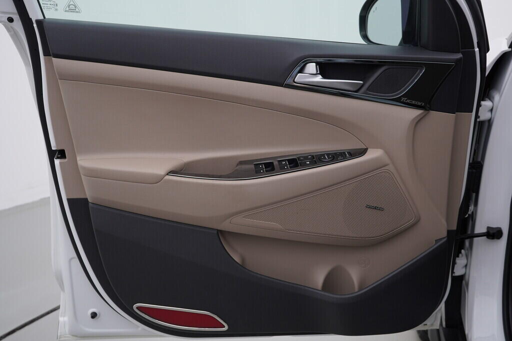 OV190V08710_19.webp_TUCSON Premium 1.6 TGD-i 130 kW automat