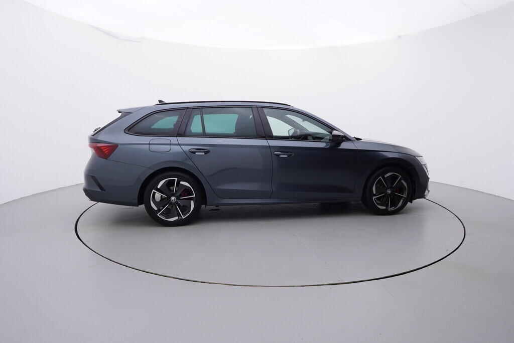 OV190V08713_15.webp_OCTAVIA RS 2.0 TDI 147 kW automat, DPH