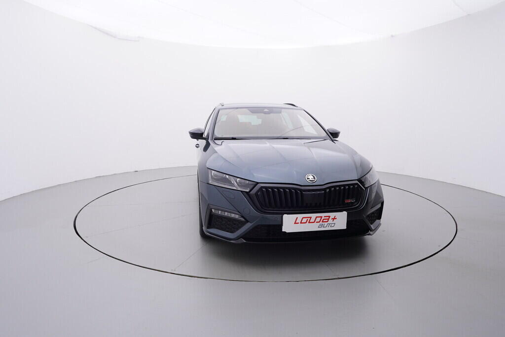 OV190V08713_17.webp_OCTAVIA RS 2.0 TDI 147 kW automat, DPH
