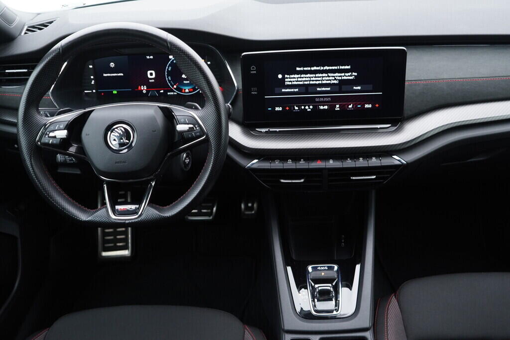 OV190V08713_29.webp_OCTAVIA RS 2.0 TDI 147 kW automat, DPH