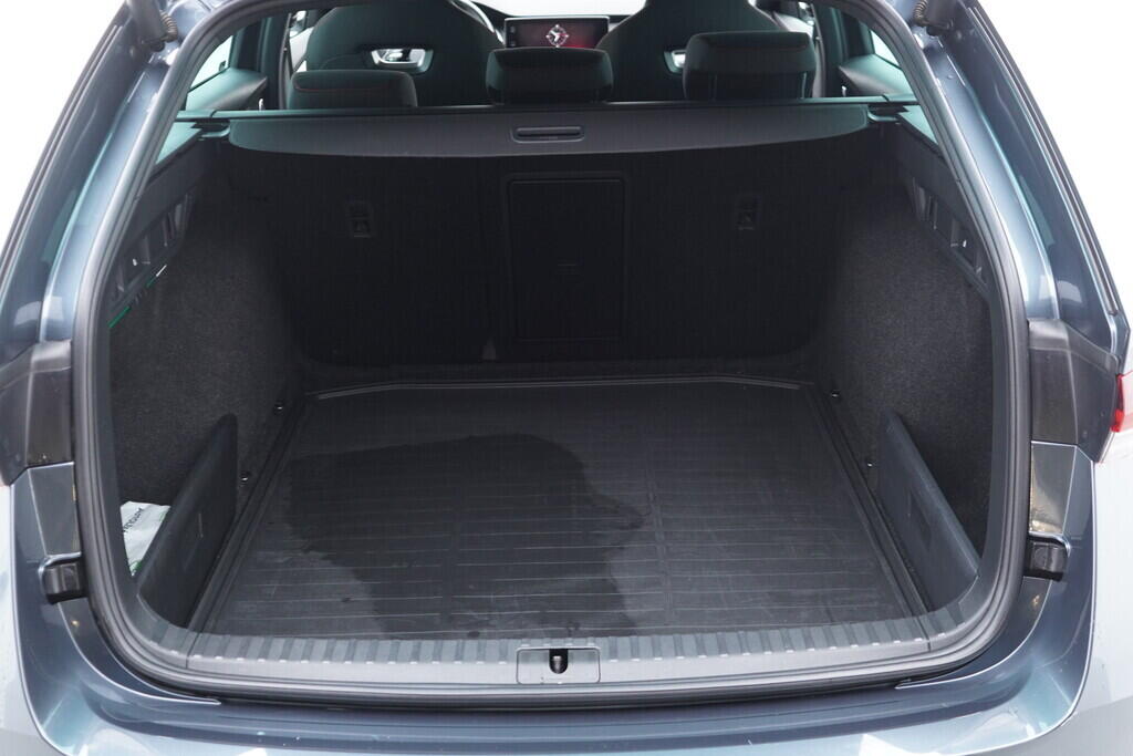 OV190V08713_44.webp_OCTAVIA RS 2.0 TDI 147 kW automat, DPH