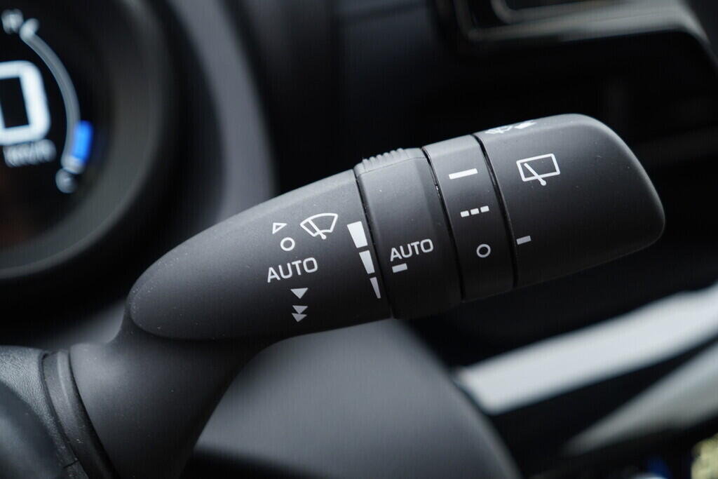 OV190V08721_24.webp_YARIS CROSS Comfort 1.5  68 kW automat