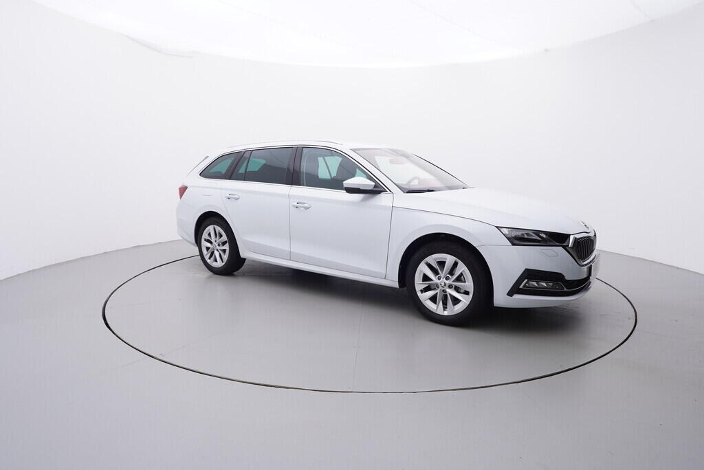 OV190V08724_16.webp_OCTAVIA Style 1.5 TSI 110 kW manuál, DPH