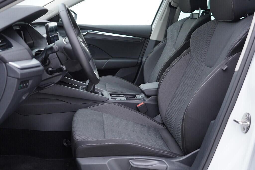 OV190V08724_22.webp_OCTAVIA Style 1.5 TSI 110 kW manuál, DPH