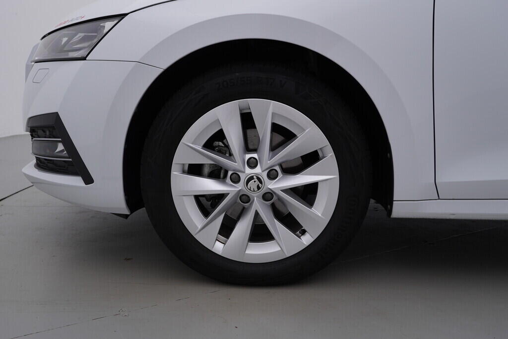 OV190V08724_41.webp_OCTAVIA Style 1.5 TSI 110 kW manuál, DPH