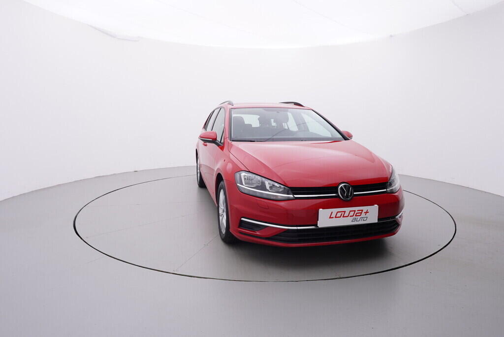 OV190V08737_17.webp_GOLF VARIANT Comfortline 2.0 TDI 110 kW automat