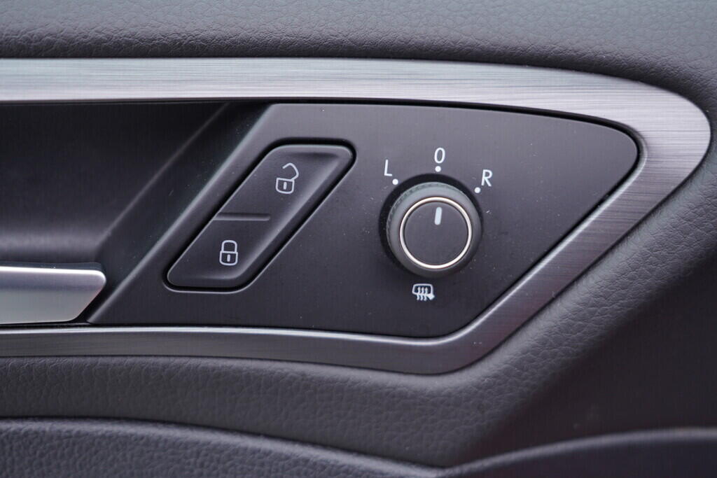 OV190V08737_21.webp_GOLF VARIANT Comfortline 2.0 TDI 110 kW automat