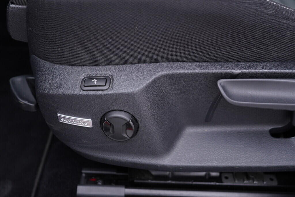 OV190V08737_22.webp_GOLF VARIANT Comfortline 2.0 TDI 110 kW automat