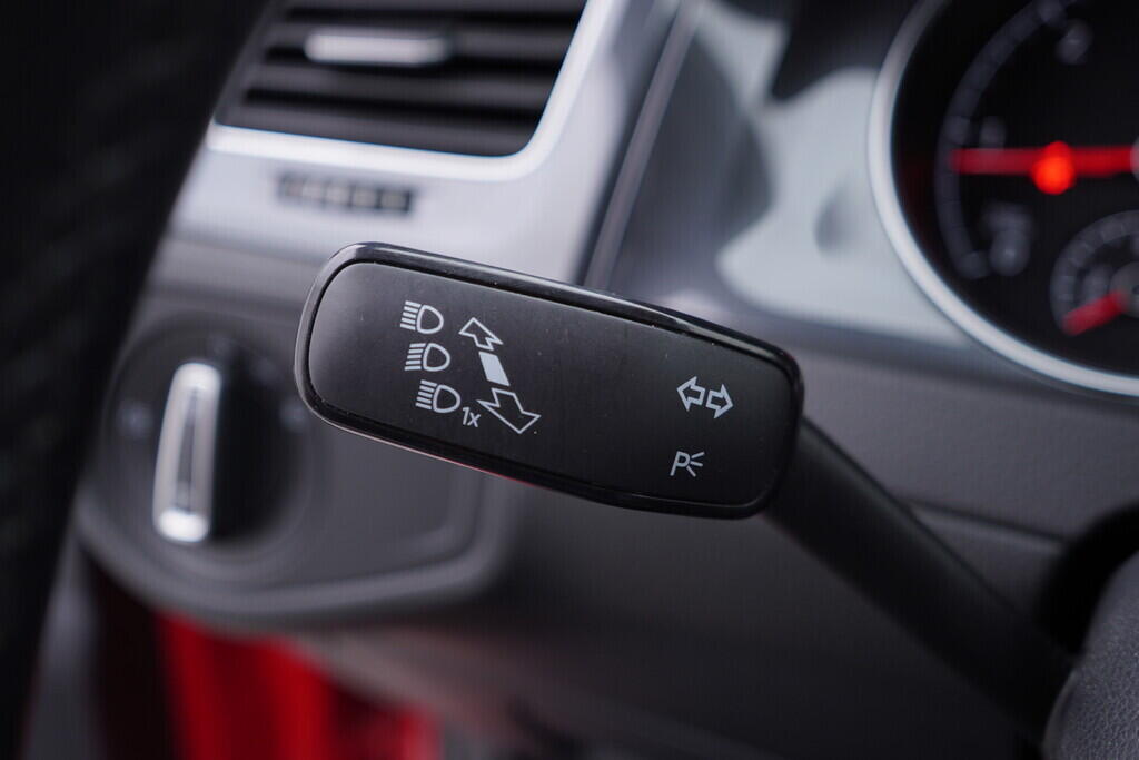 OV190V08737_25.webp_GOLF VARIANT Comfortline 2.0 TDI 110 kW automat