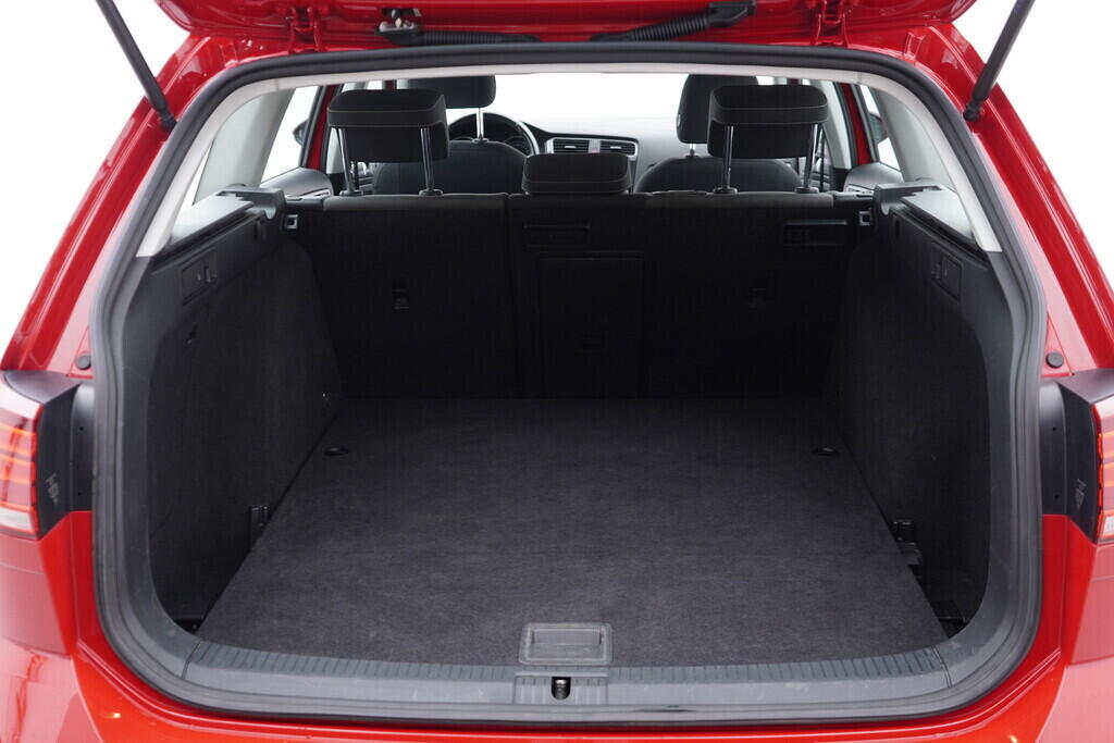 OV190V08737_39.webp_GOLF VARIANT Comfortline 2.0 TDI 110 kW automat