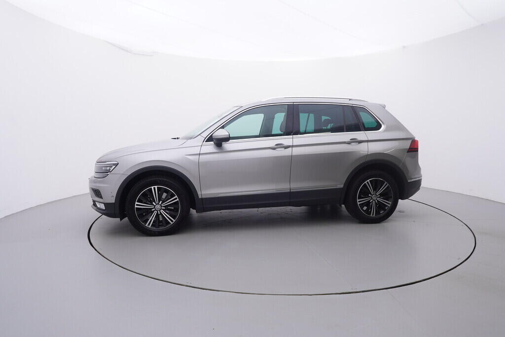 OV190V08738_11.webp_TIGUAN Carat 2.0 TSI 132 kW automat