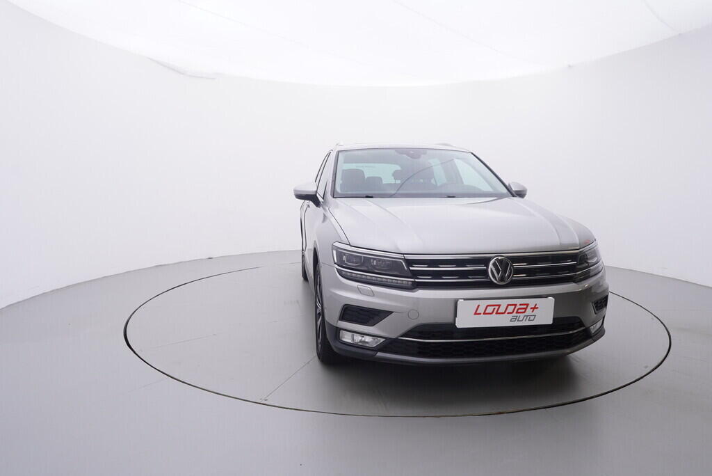OV190V08738_17.webp_TIGUAN Carat 2.0 TSI 132 kW automat