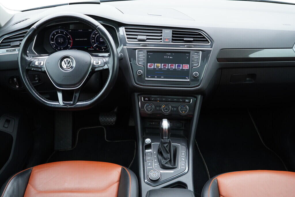 OV190V08738_30.webp_TIGUAN Carat 2.0 TSI 132 kW automat