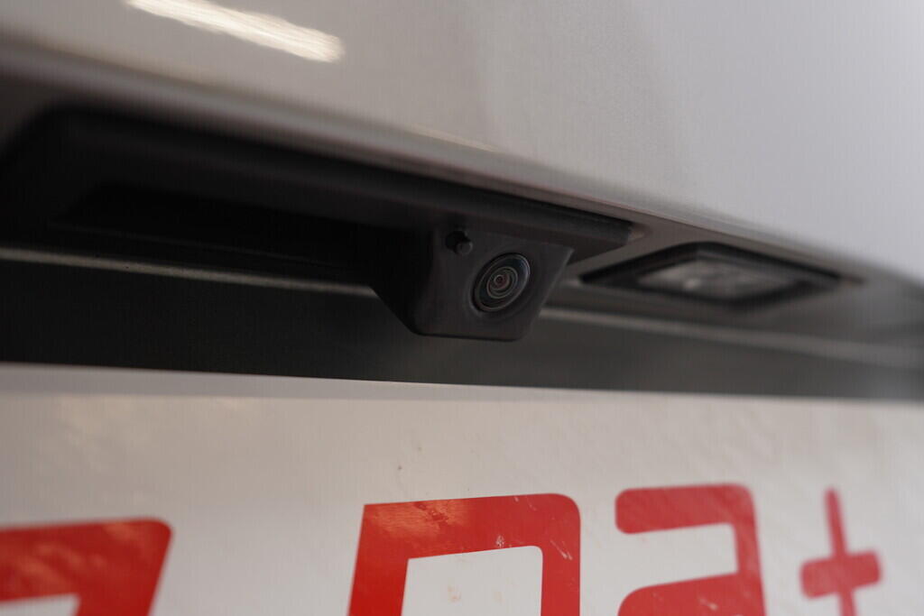 OV190V08738_46.webp_TIGUAN Carat 2.0 TSI 132 kW automat