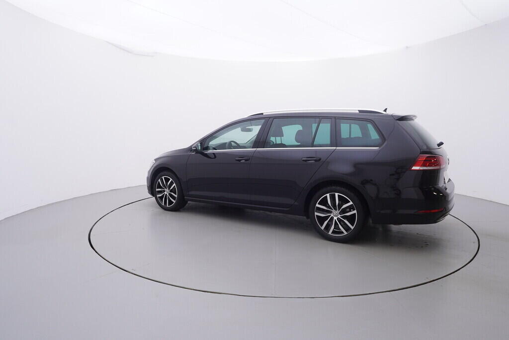 OV190V08742_12.webp_GOLF VARIANT Highline 1.5 TSI 110 kW automat