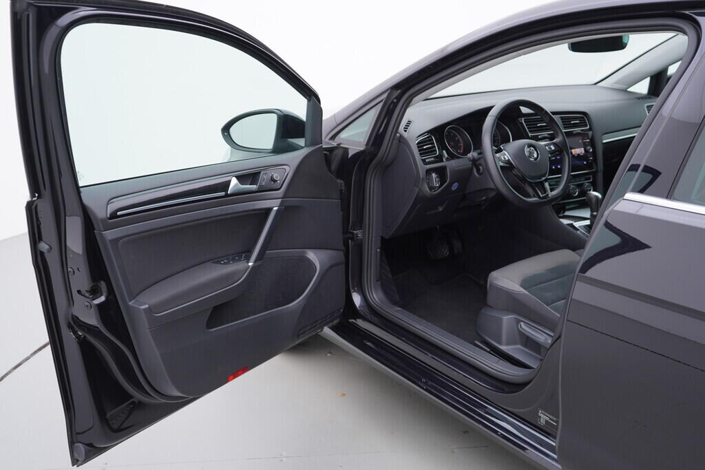 OV190V08742_18.webp_GOLF VARIANT Highline 1.5 TSI 110 kW automat