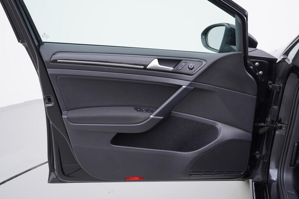 OV190V08742_19.webp_GOLF VARIANT Highline 1.5 TSI 110 kW automat