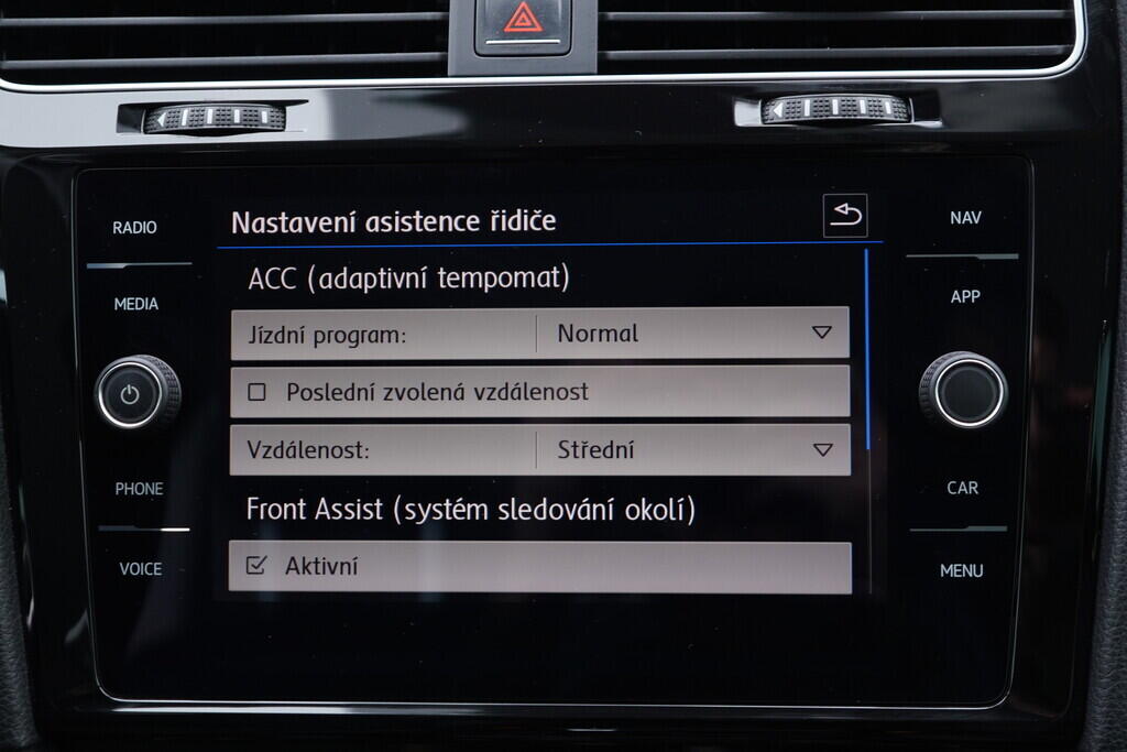 OV190V08742_29.webp_GOLF VARIANT Highline 1.5 TSI 110 kW automat