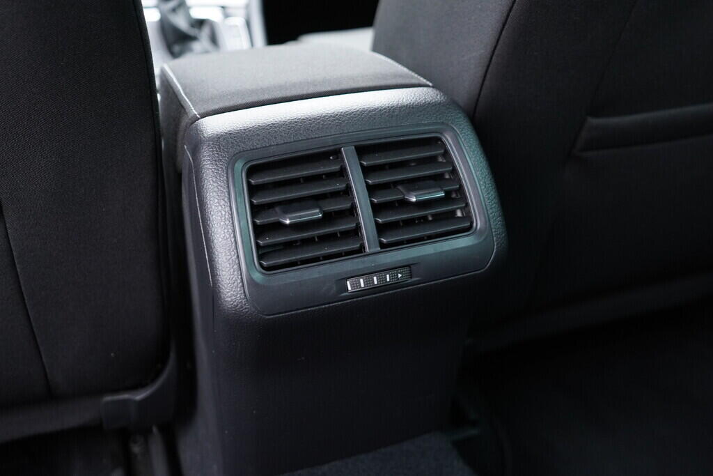 OV190V08742_36.webp_GOLF VARIANT Highline 1.5 TSI 110 kW automat