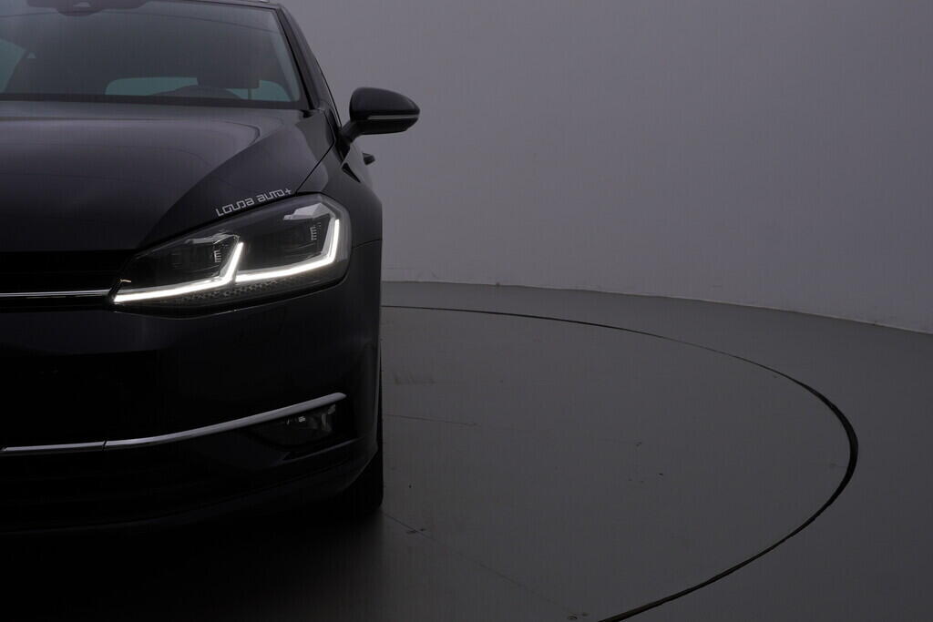 OV190V08742_41.webp_GOLF VARIANT Highline 1.5 TSI 110 kW automat