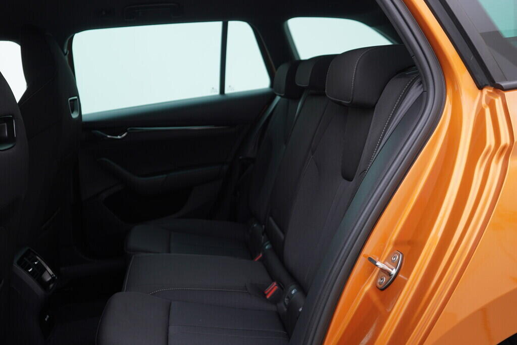 OV190V08743_38.webp_OCTAVIA SportLine 2.0 TDI 110 kW automat, DPH