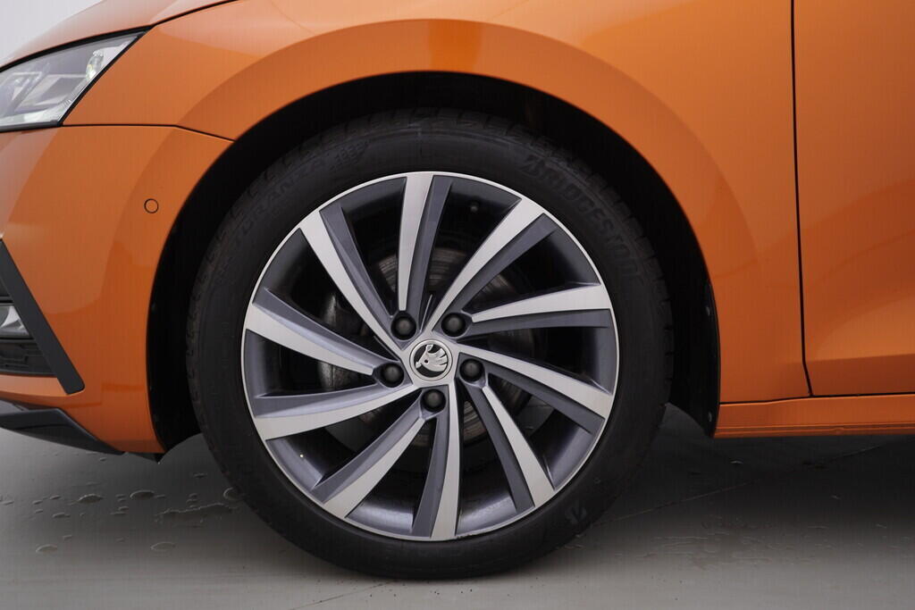 OV190V08743_42.webp_OCTAVIA SportLine 2.0 TDI 110 kW automat, DPH