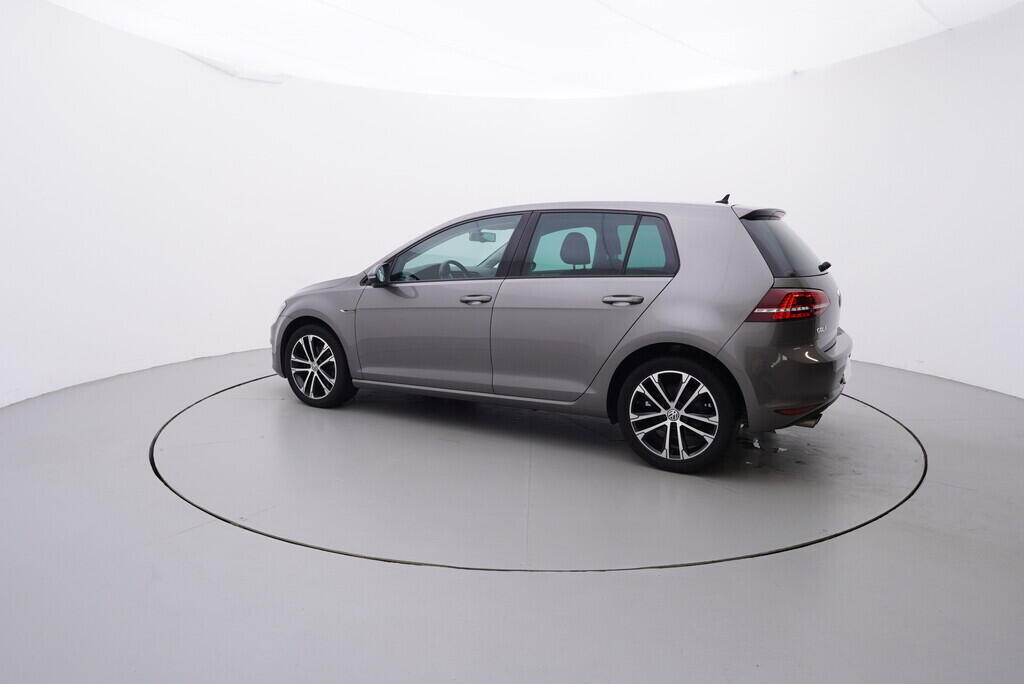 OV190V08744_12.webp_GOLF Lounge 2.0 TDI 110 kW automat