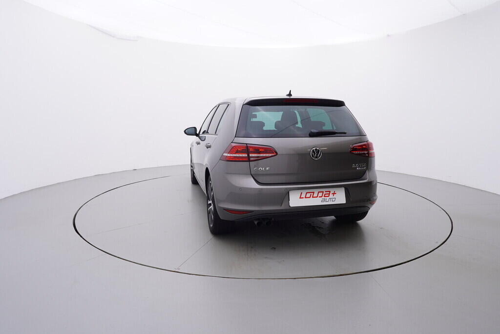 OV190V08744_13.webp_GOLF Lounge 2.0 TDI 110 kW automat