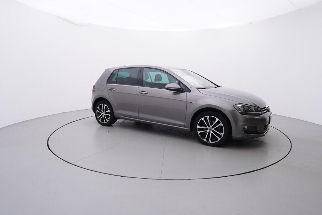 OV190V08744_16.webp_GOLF Lounge 2.0 TDI 110 kW automat