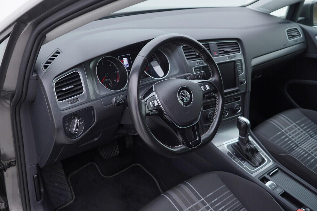 OV190V08744_21.webp_GOLF Lounge 2.0 TDI 110 kW automat